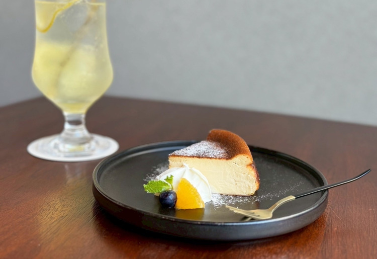 ▼米粉のバスクチーズケーキ